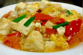 豆腐炒鸡蛋时，切记不要焯水再炒，教你一招，鲜嫩爽滑，营养好吃视频封面
