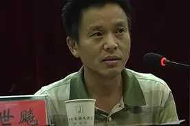 张世飚谈高速公路建设管理视频封面
