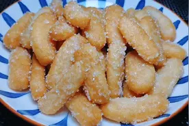 老式江米条最简单的做法，个个香甜酥脆不开裂，过年必备的小零食视频封面