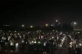 道军训为什么要学向左向右向前向后转了，因为这样可以晒得更均匀