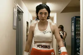 中岛美雪《骑在银龙的背上》词曲俱佳，唱功了得，鼓舞人心