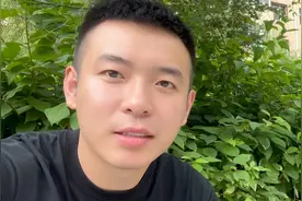 武金龙与李晴半年没见面，竟然约她一起去旅游，买彩票还中了大奖视频封面