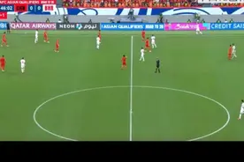 正播中国男足VS巴林，补时1分钟，没想到最不可思议一幕出现了