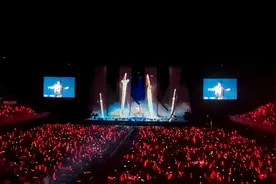 周华健西安奥体中心演唱会《倚天屠龙记》主题曲《刀剑如梦》视频封面