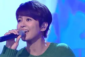 “我跟所有人炫耀过你，可你最后让我难以收场。”#音乐现场 #灰姑娘 #梁咏琪 #劲歌金曲  视频封面