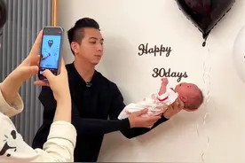 你的出现 给了我和你妈妈从所未有的力量 你是我们生命的延续 也是我们爱的寄托 愿你此生健康 快乐 无忧！#宝宝满月 #超级奶爸视频封面