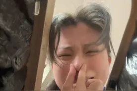 完蛋了！今天查手机！ #陈宇星 #搞笑 #内容过于真实 #和妈妈一起上学 #万万想不到