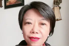 耳朵臭湿怎么办？专业解答在这里耳朵臭湿怎么办？专业解答在这里 #硬核健康科普行动视频封面