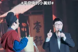 大鹏导演说现在就请大家吃荔枝！暑期档长安的荔枝来啦 2025暑期档电影片单出炉】国家电影局今天发布2025暑期档电影片单，作为全年周期最长的电影档期，包括《东极岛》《长安的荔枝》等，将有超过60部中外影片在今年暑期上映，题材涵盖历史、悬疑、动作、喜剧、动画等多个类型。发布会现场 #长安的荔枝 导演 #大鹏 请大家吃#广东 #茂名 的#荔枝