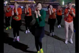 在美好的夜色里，来一支藏族风格的舞，《白羽毛》完整版，把运动给于生命，#热门音乐🔥 好听易学，很久没跳过民族风的舞蹈了#一起动起来吧💃💃视频封面