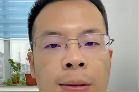 双手指反复脱皮，学会解决办法！#手脱皮 #剥脱性角质松解症 #医学科普 #硬核健康科普行动