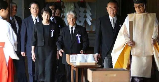 行动已开始，日本包机降落台岛，机上人身份特殊，中方删掉2个字