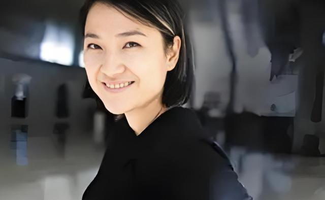 善恶终有报：疫情时对中国一毛不拔，却大方捐美国6亿，如今咋样