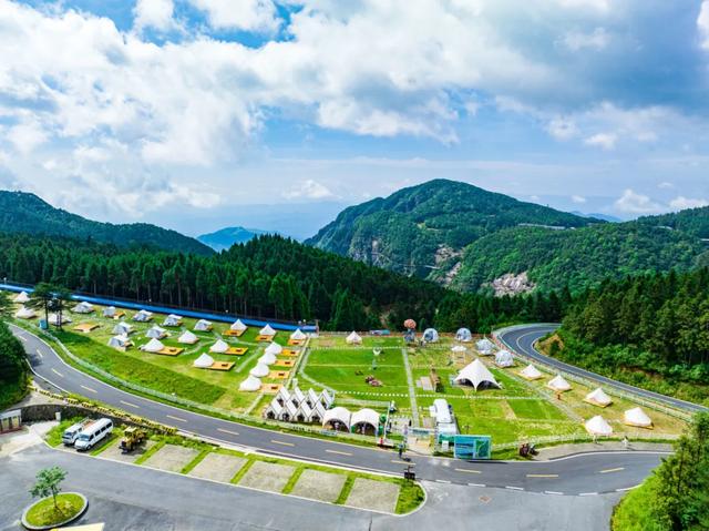 跟着“赣超”游明月山,超多特色玩法,享受清凉夏日~