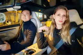 以色列女通讯兵退役嫁中国小伙，现定居上海：为成为中国媳妇骄傲图片