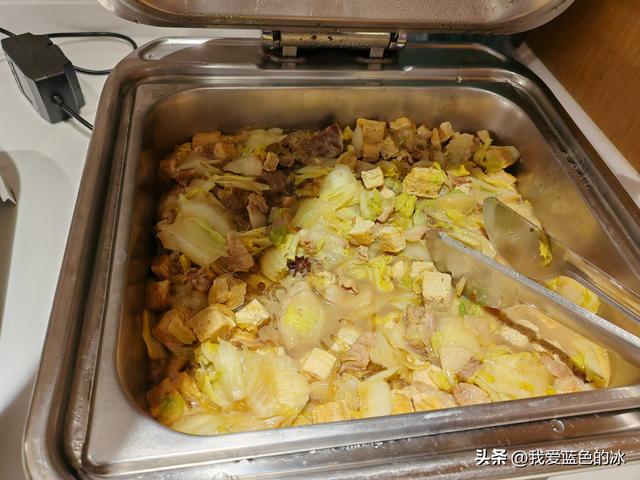 保定这家自助早餐虽然只是28元一位，但做的很用心，人气很旺啊