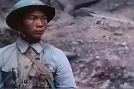 1937年淞沪会战真实影像，一双草鞋上战场，看广西狼兵究竟多能打图片