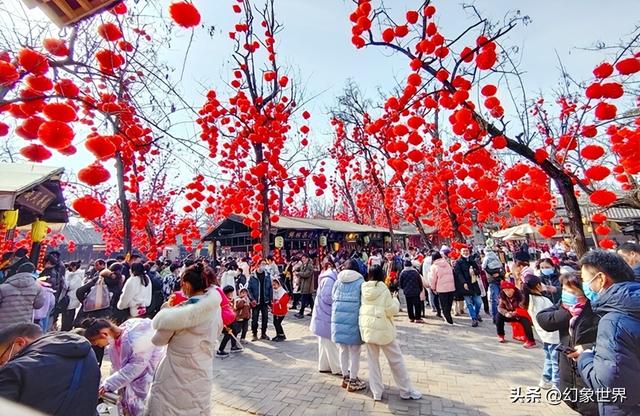 揭秘开封：穿越千年的美食与奇遇，外地游客必看攻略！
