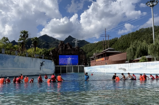 水花+音浪=100%上头！今天的留坝栈道夏日派对，玩疯啦！