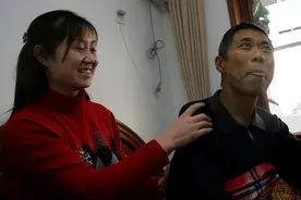 16年前，河北儿媳割下69%的肝脏给公公续命3年，如今却遭丈夫嫌弃图片