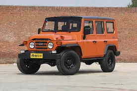 新车 | 售10.59万元/标配后桥差速锁，北汽制造212狙击手加强版上市图片