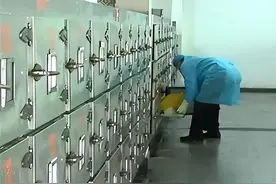 回顾：广东殡仪馆员工把女尸推入焚尸炉时，竟发现尸体手指动了图片