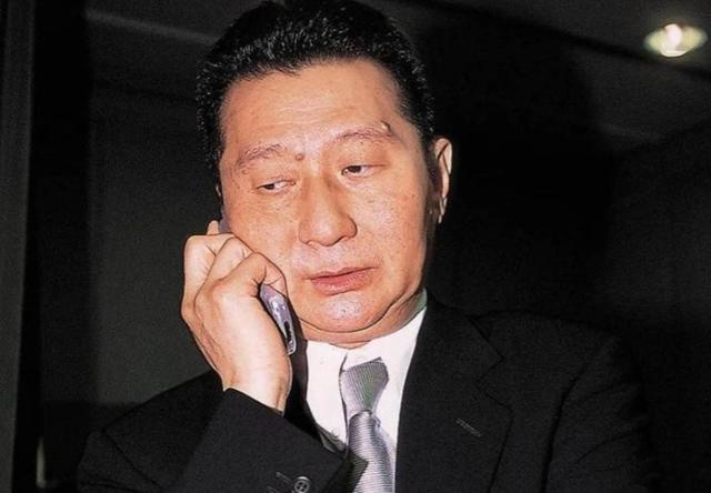 包养情人无数，娶初中同学女儿为妻，玩老婆闺蜜，孙道存有多放荡