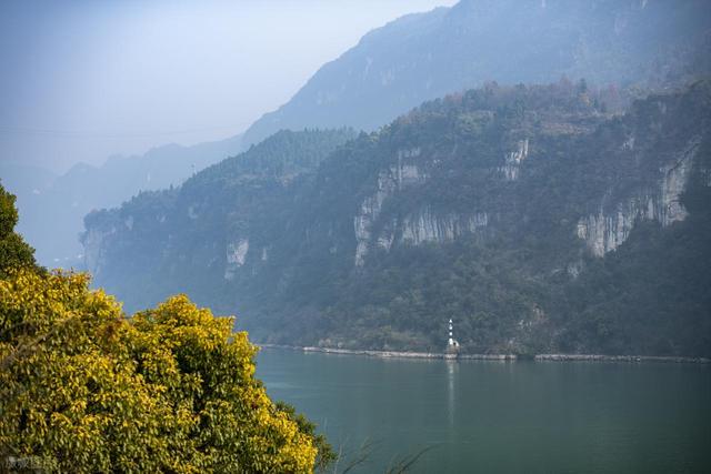 江苏友好国际旅行社邀您开启全家三峡欢乐之旅！