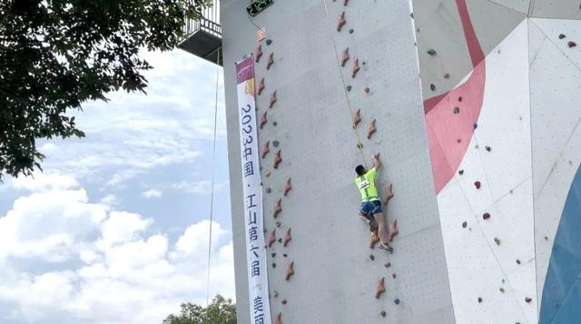 从车间岩点到乡村岩壁,浙江:攀岩热“点燃”产业链