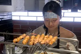 韩国人正在涌入上海！满大街长风衣欧巴，为吃羊肉串排队3小时图片