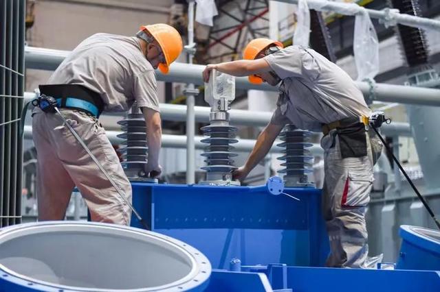 全球缺货中国“管够”！变压器成全球抢手货，中国出口逆势涨51%