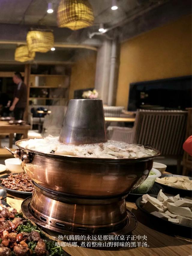 这个元旦，来元阳观赏梯田光影，参加百米长街宴吧