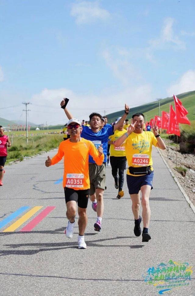 2025年第三届中国原子城同宝山登山大会激情开赛