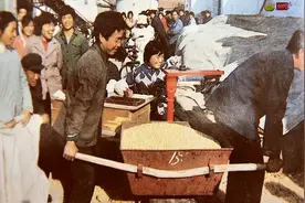 1985年我不顾父亲反对，从粮店辞职去公安上班，命运就此发生改变图片