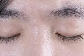 高人说给我听的，观人术 1.眉毛浓密之人，心思重。图片