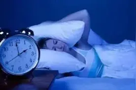 每天睡眠5到6小时对身体正常吗？图片