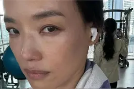 49岁舒淇生日发文公开素颜照，治好了我的年龄焦虑图片