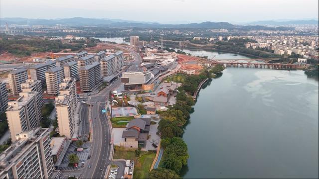 下一个“北京”已现身？天津与石家庄落选	，这座黑马呼声高。