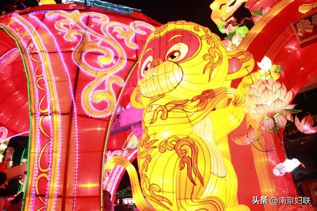 就在今晚，亮灯！