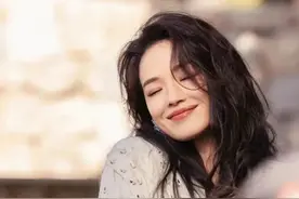 19岁舒淇拍“全裸写真”“三级片”一脱成名，老板亲自上场图片