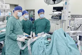 打破高龄手术“禁区”，协和车谷院区为84岁老人微创切除食管癌图片