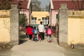 多地推行教师选调分流政策，教师一般选调分流到什么岗位？图片