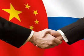 中俄已谈拢，普京做出让步，要帮中国建5道防线，18万亿订单移交图片