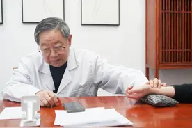 前列腺炎，一个坐浴方，90%的人都适合图片