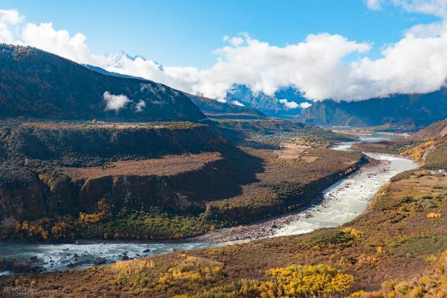 11月适合去哪里旅行，这5个地方，全是深秋时节好光景