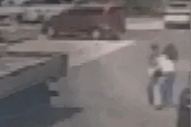 “青岛行人被撞案”：一起调解案例，因何招来一片质疑？图片