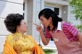 惊呆！强势婆婆遭新媳妇霸气反击，权威一夜崩塌，家庭权力大逆转图片