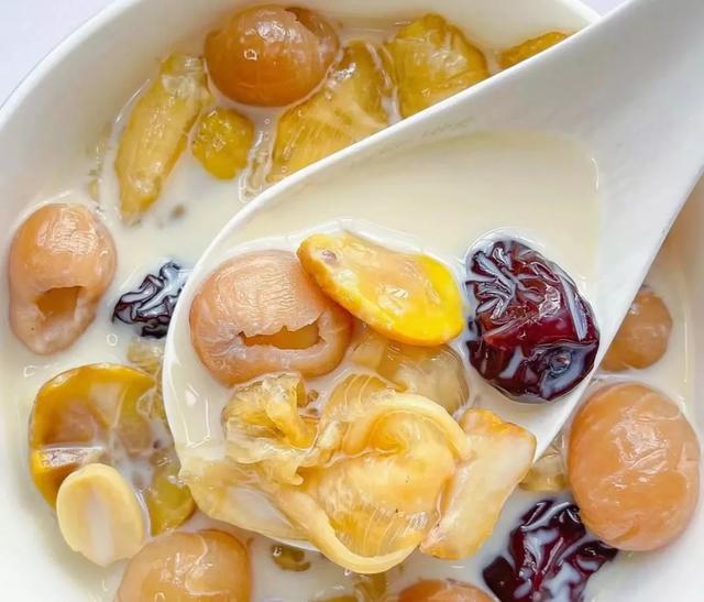 栗子花胶牛奶做法大全 2026年栗子花胶牛奶做法大全视频 栗子花胶牛奶做法大全 2026年栗子花胶牛奶做法大全视频