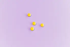 几块钱一瓶的维生素B2，不但能改善皮肤炎症，还有4大功效图片