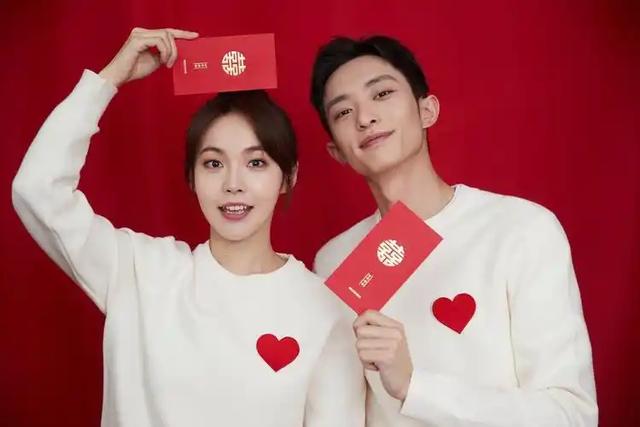 不到2天，央视2次发文宣布春晚新动作，网友：这次终于要听劝了